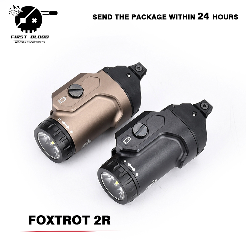 Outdoor Lighting Guide - Linterna táctica FOXTROT2R Universal de 700